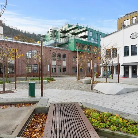 And Refreshing - Lien 35, Bergen